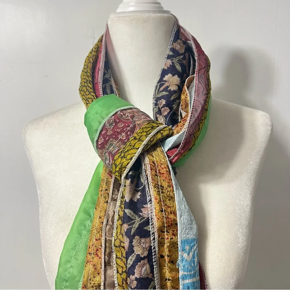 N/A vibrant scarf